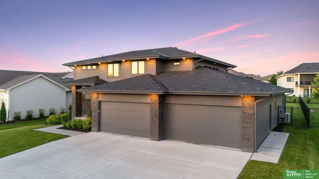 3935 S 208 Street, Elkhorn, NE 68022