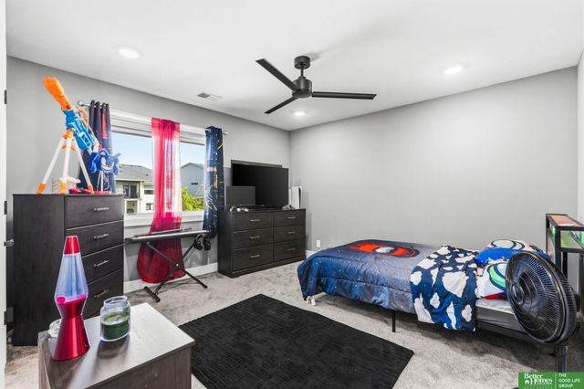 3935 S 208 Street, Elkhorn, NE 68022