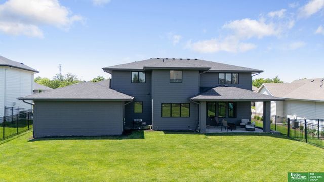 3935 S 208 Street, Elkhorn, NE 68022