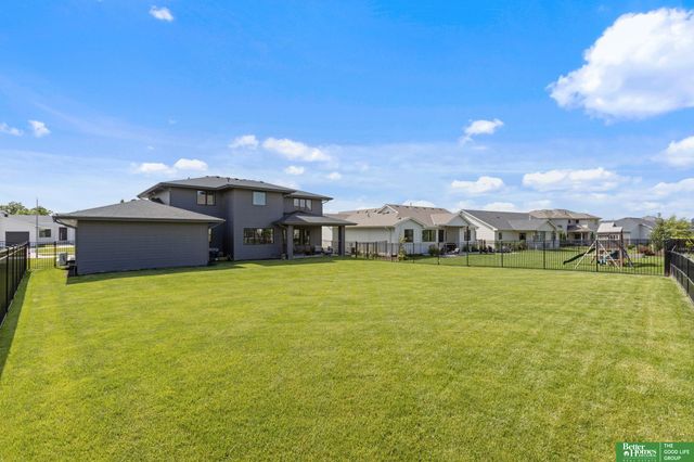 3935 S 208 Street, Elkhorn, NE 68022