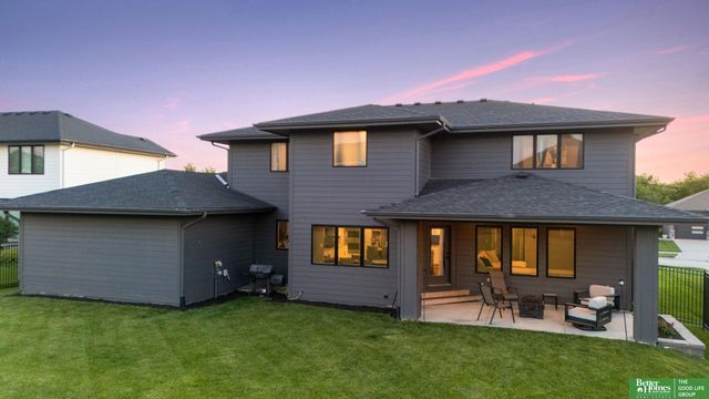 3935 S 208 Street, Elkhorn, NE 68022
