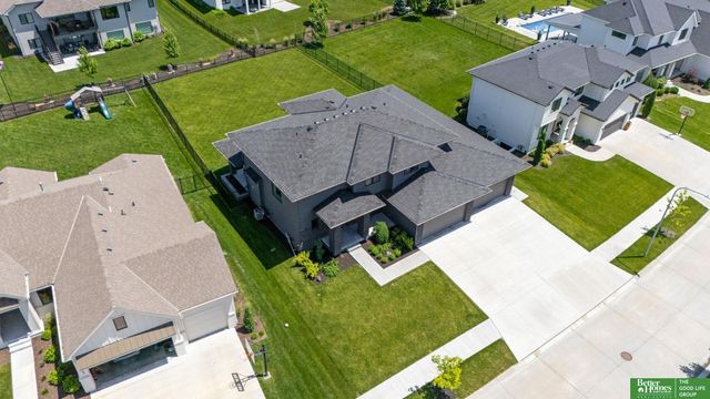 3935 S 208 Street, Elkhorn, NE 68022