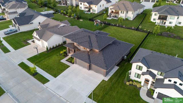 3935 S 208 Street, Elkhorn, NE 68022
