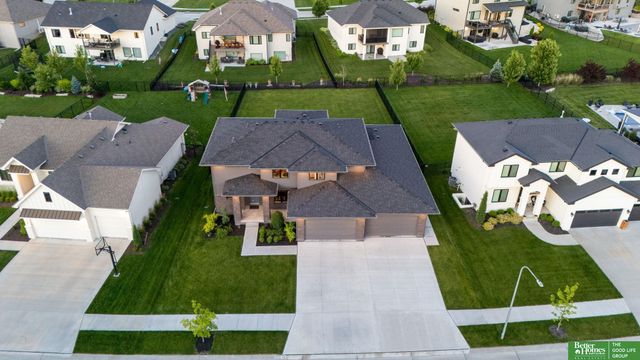 3935 S 208 Street, Elkhorn, NE 68022