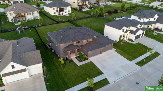 3935 S 208 Street, Elkhorn, NE 68022