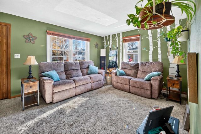 210 S JOHN STREET, Kimberly, WI 54136