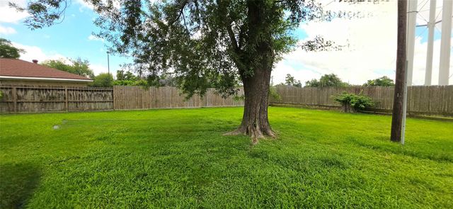 13882 Foxford Way, Houston, TX 77015