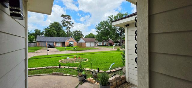 13882 Foxford Way, Houston, TX 77015