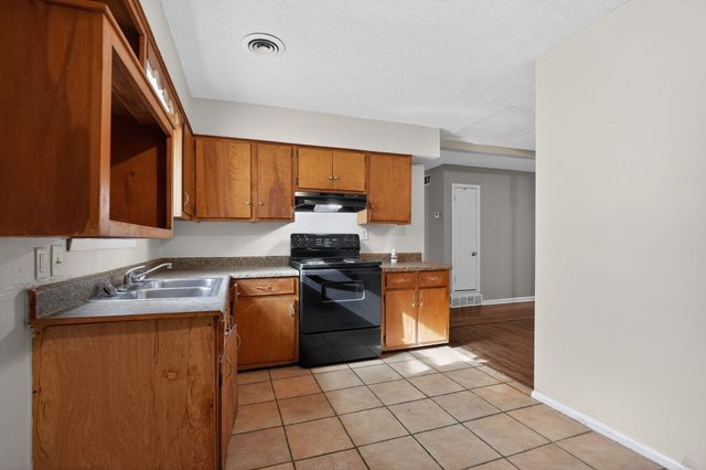 3522 MARK TWAIN ST, Memphis, TN 38127