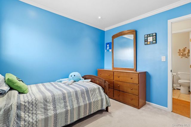 8 Eagle Lane, Poughkeepsie, NY 12601