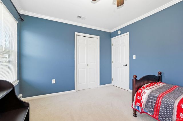 8 Eagle Lane, Poughkeepsie, NY 12601