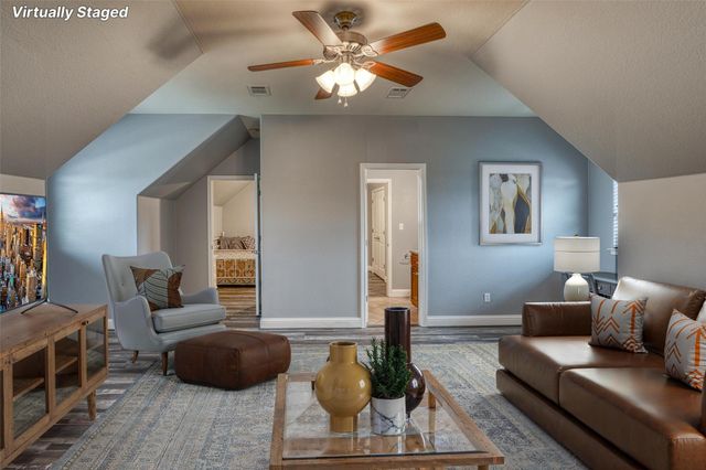 114 Preston TRL, Meadowlakes, TX 78654