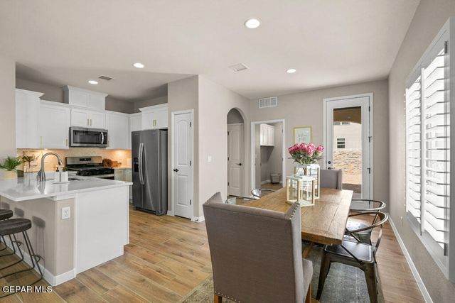 10717 Daryl Johnston Street, El Paso, TX 79924