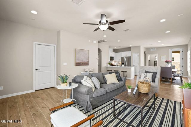 10717 Daryl Johnston Street, El Paso, TX 79924