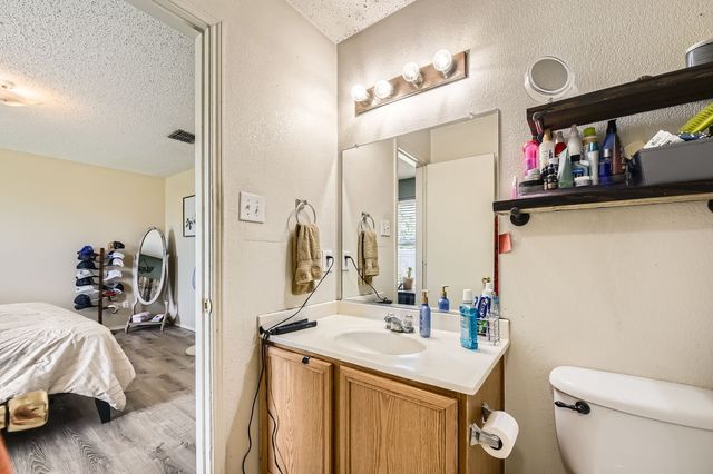 1806 Willowbrook Drive, Terrell, TX 75160
