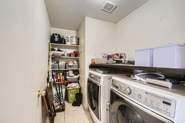 1806 Willowbrook Drive, Terrell, TX 75160