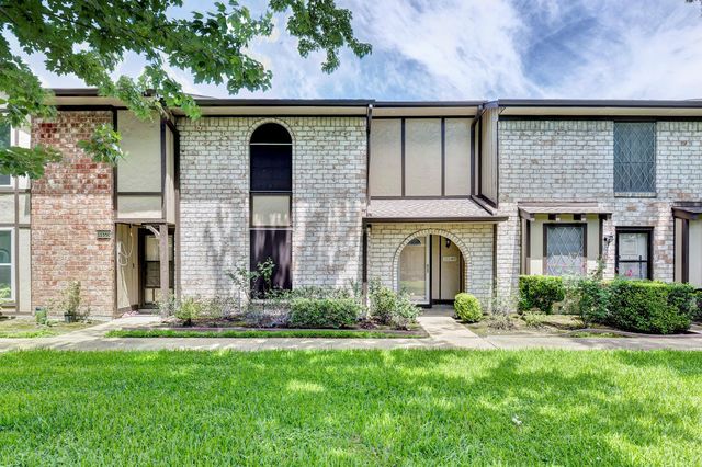 11548 S Kirkwood Road, Houston, TX 77477