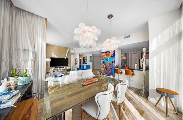 1155 Brickell Bay Dr PH303, Miami, FL 33131