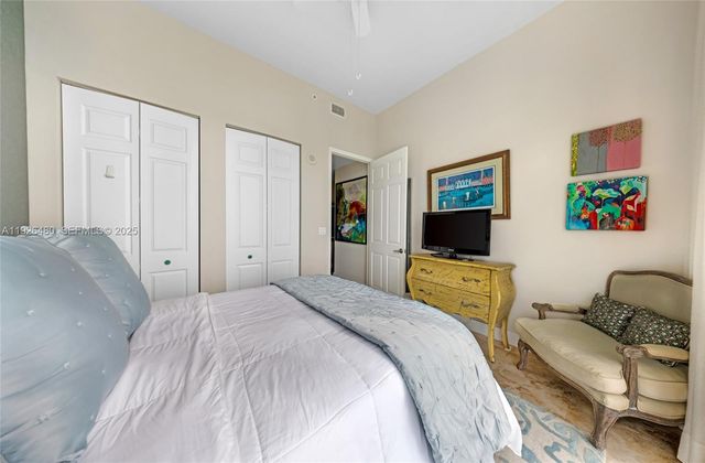 1155 Brickell Bay Dr PH303, Miami, FL 33131