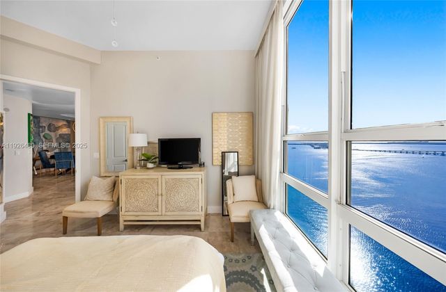 1155 Brickell Bay Dr PH303, Miami, FL 33131