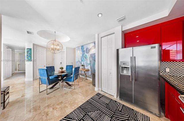 1155 Brickell Bay Dr PH303, Miami, FL 33131