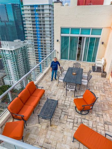 1155 Brickell Bay Dr PH303, Miami, FL 33131