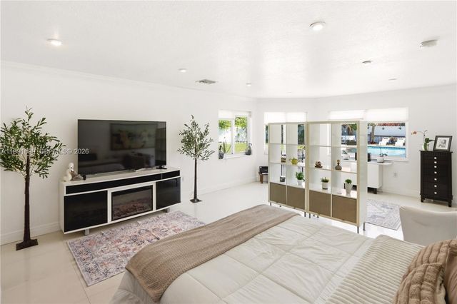 9955 SW 74th Street, Miami, FL 33173