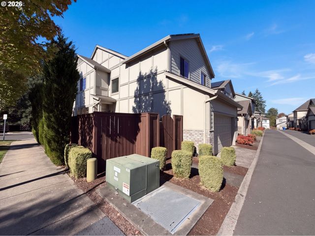 410 Ne 76TH Ave, Hillsboro, OR 97124