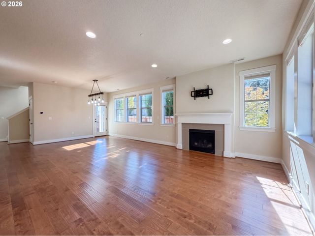 410 Ne 76TH Ave, Hillsboro, OR 97124