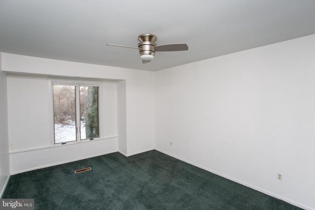 17 EDEN ROC, New Hope, PA 18938