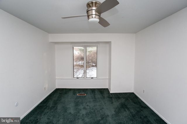 17 EDEN ROC, New Hope, PA 18938