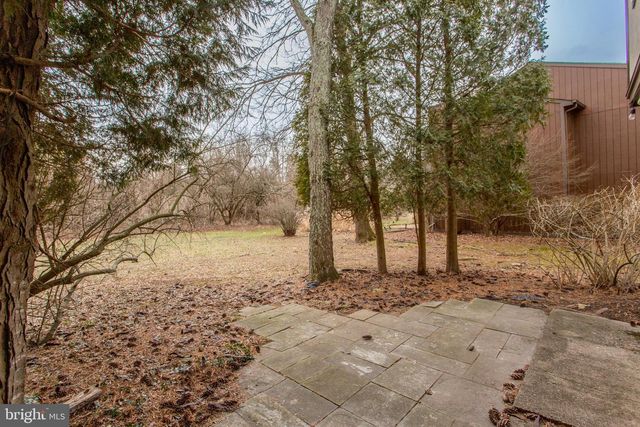17 EDEN ROC, New Hope, PA 18938