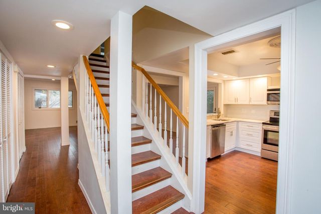 17 EDEN ROC, New Hope, PA 18938