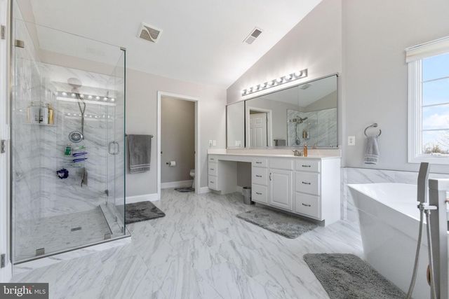 15058 BANKFIELD DR, Waterford, VA 20197