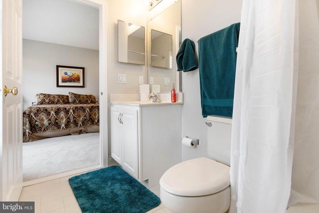 15058 BANKFIELD DR, Waterford, VA 20197