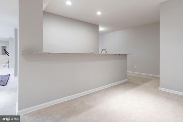 15058 BANKFIELD DR, Waterford, VA 20197