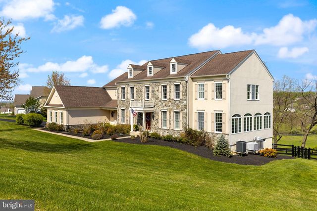 15058 BANKFIELD DR, Waterford, VA 20197