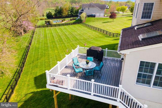 15058 BANKFIELD DR, Waterford, VA 20197