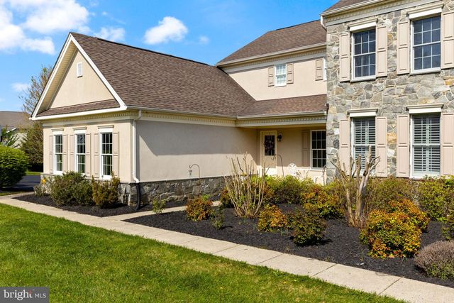 15058 BANKFIELD DR, Waterford, VA 20197