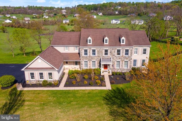 15058 BANKFIELD DR, Waterford, VA 20197