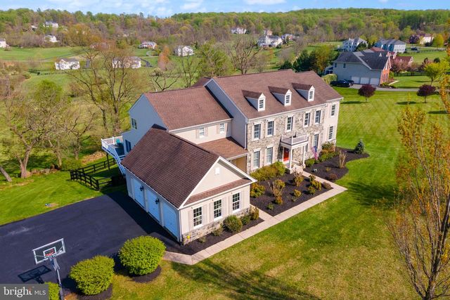 15058 BANKFIELD DR, Waterford, VA 20197