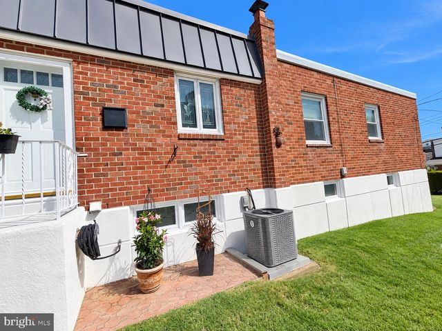 534 DOMINO LN, Philadelphia, PA 19128
