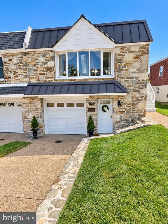 534 DOMINO LN, PHILADELPHIA, PA 19128 — photo 3