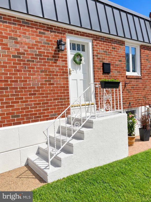 534 DOMINO LN, PHILADELPHIA, PA 19128 — photo 5