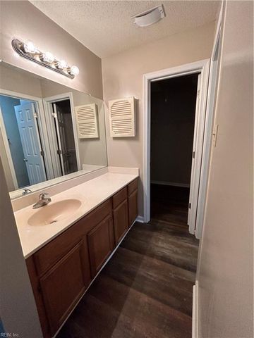 109 Three Notched RD, Yorktown, VA 23692