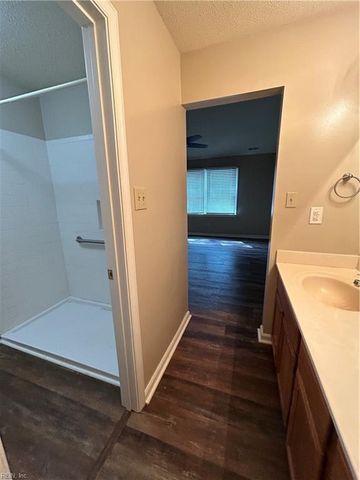 109 Three Notched RD, Yorktown, VA 23692