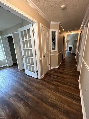 109 Three Notched RD, Yorktown, VA 23692