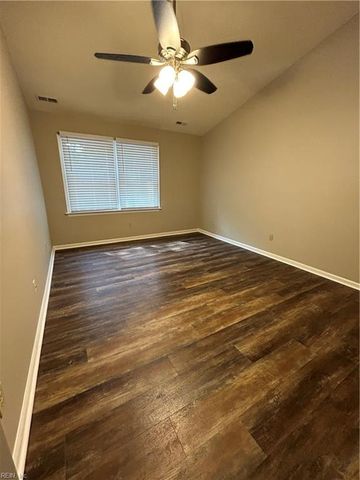 109 Three Notched RD, Yorktown, VA 23692