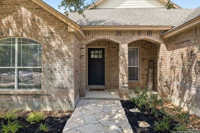 8819 Gustine, Helotes, TX 78023