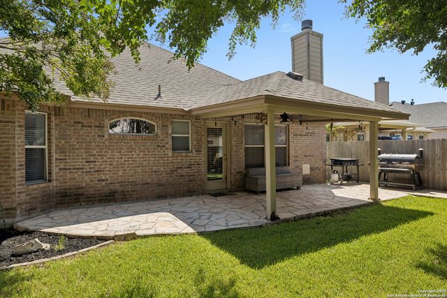 8819 Gustine, Helotes, TX 78023